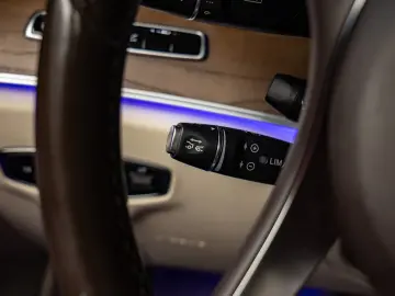 Mercedes-Benz E220d 4Matic Pano Burmester SoftClose Airmatic