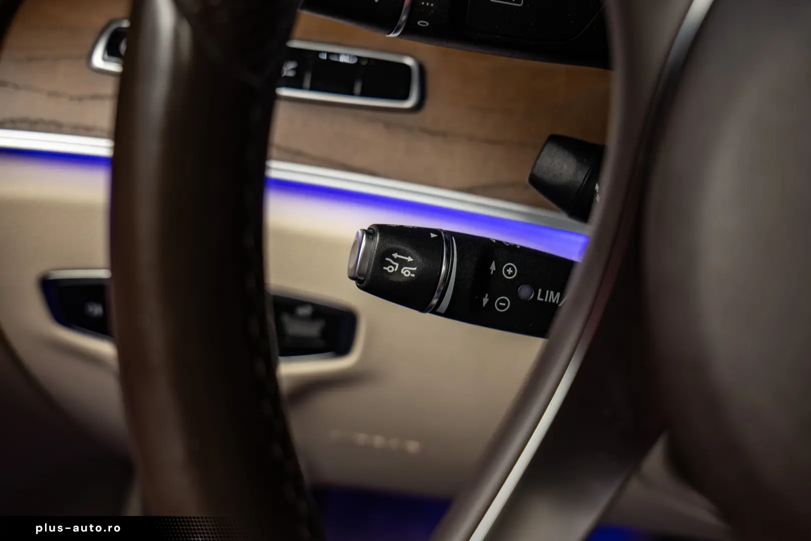 Mercedes-Benz E220d 4Matic Pano Burmester SoftClose Airmatic