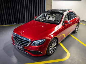 Mercedes-Benz E220d 4Matic Pano Burmester SoftClose Airmatic