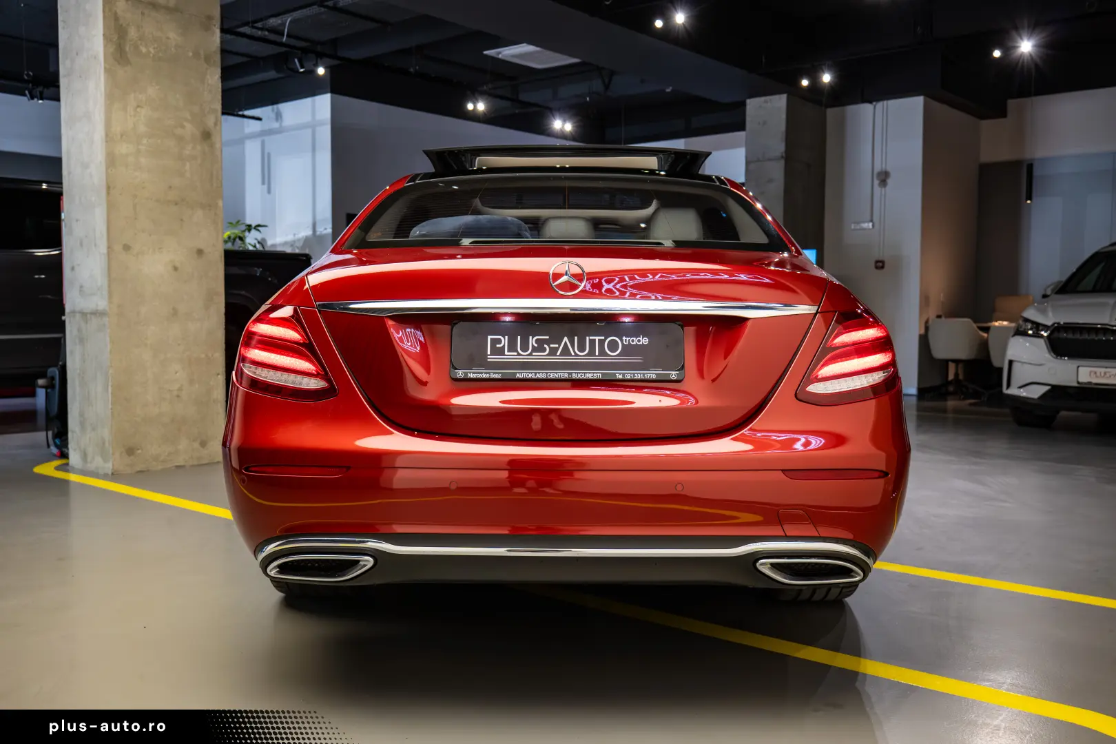 Mercedes-Benz E220d 4Matic Pano Burmester SoftClose Airmatic