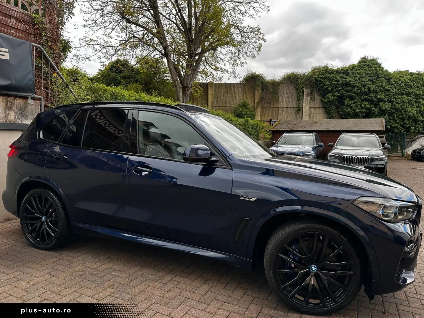 BMW X5 xDr45e M Sport PANO AHK Laser HiFi Shadow 22