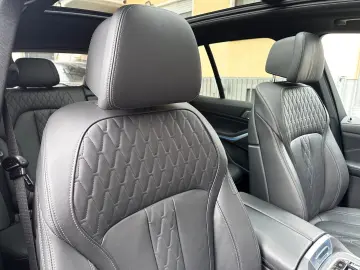 BMW X5 xDr45e M Sport PANO AHK Laser HiFi Shadow 22