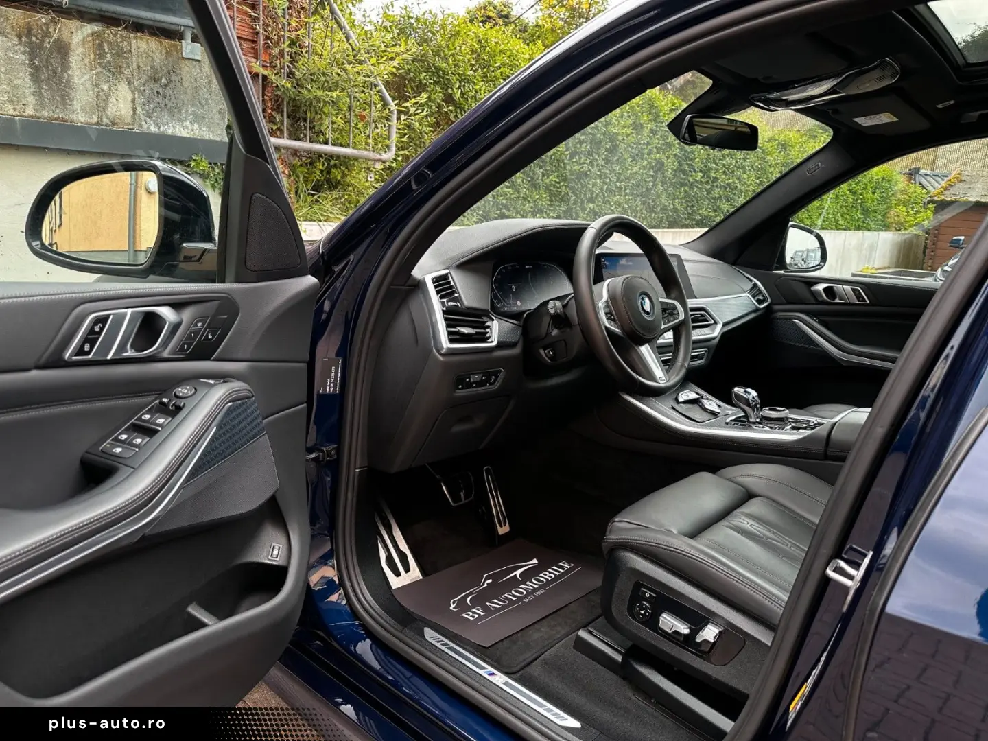 BMW X5 xDr45e M Sport PANO AHK Laser HiFi Shadow 22