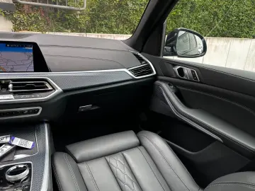 BMW X5 xDr45e M Sport PANO AHK Laser HiFi Shadow 22