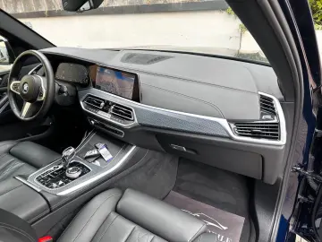 BMW X5 xDr45e M Sport PANO AHK Laser HiFi Shadow 22