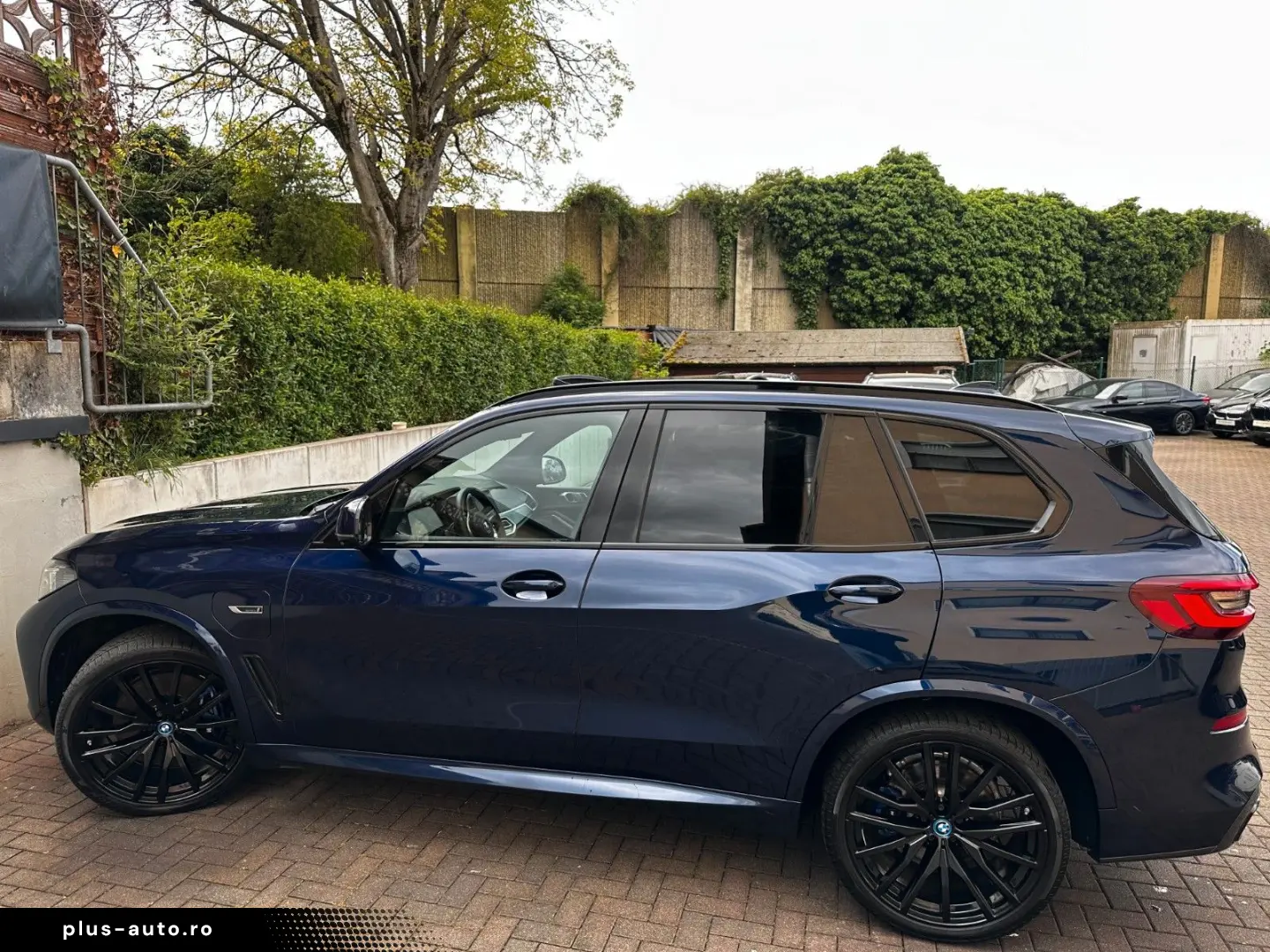 BMW X5 xDr45e M Sport PANO AHK Laser HiFi Shadow 22