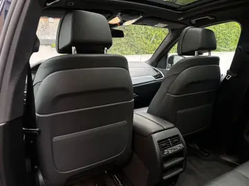 BMW X5 xDr45e M Sport PANO AHK Laser HiFi Shadow 22