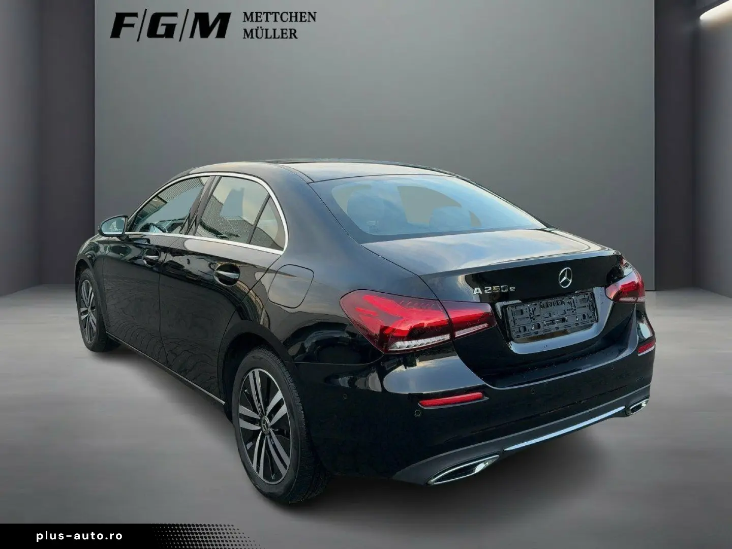 MERCEDES-BENZ A 250 e Limousine LED Carplay Kamera Ambien