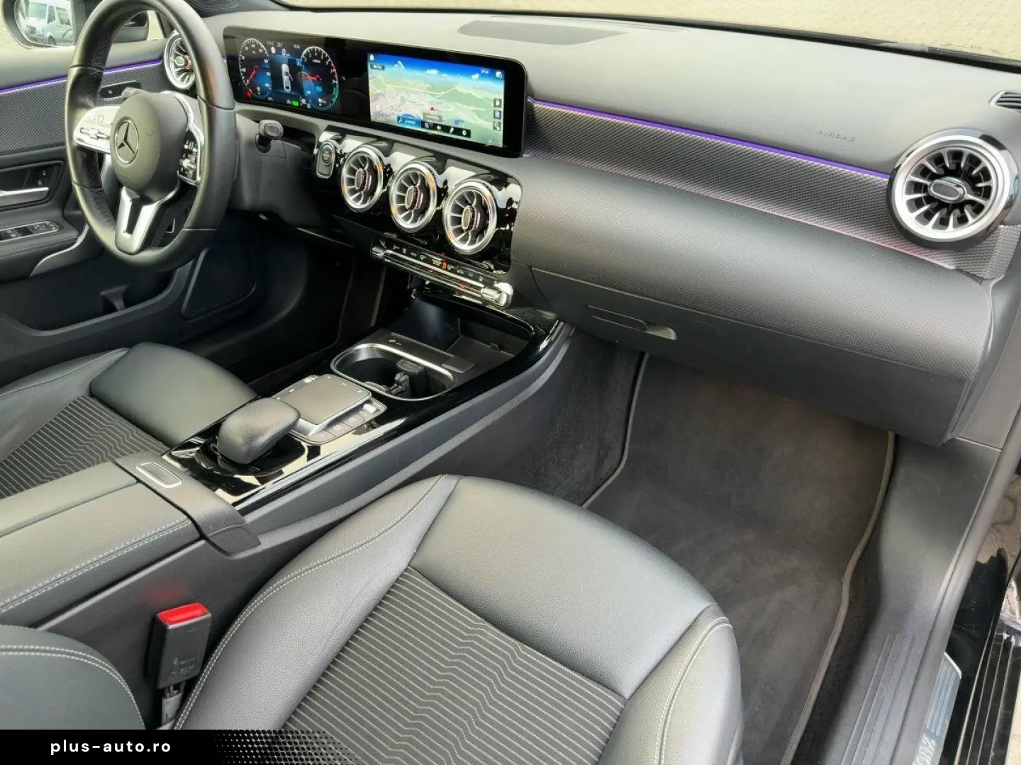 MERCEDES-BENZ A 250 e Limousine LED Carplay Kamera Ambien