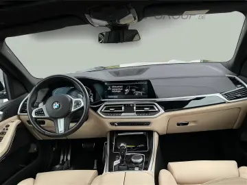 BMW X5 xDrive45e M SPORT LC PROF PANO LUFT E-SITZE