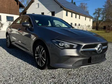 MERCEDES-BENZ CLA 180 d Limo  Navi  Ambiente  Kamera  LED