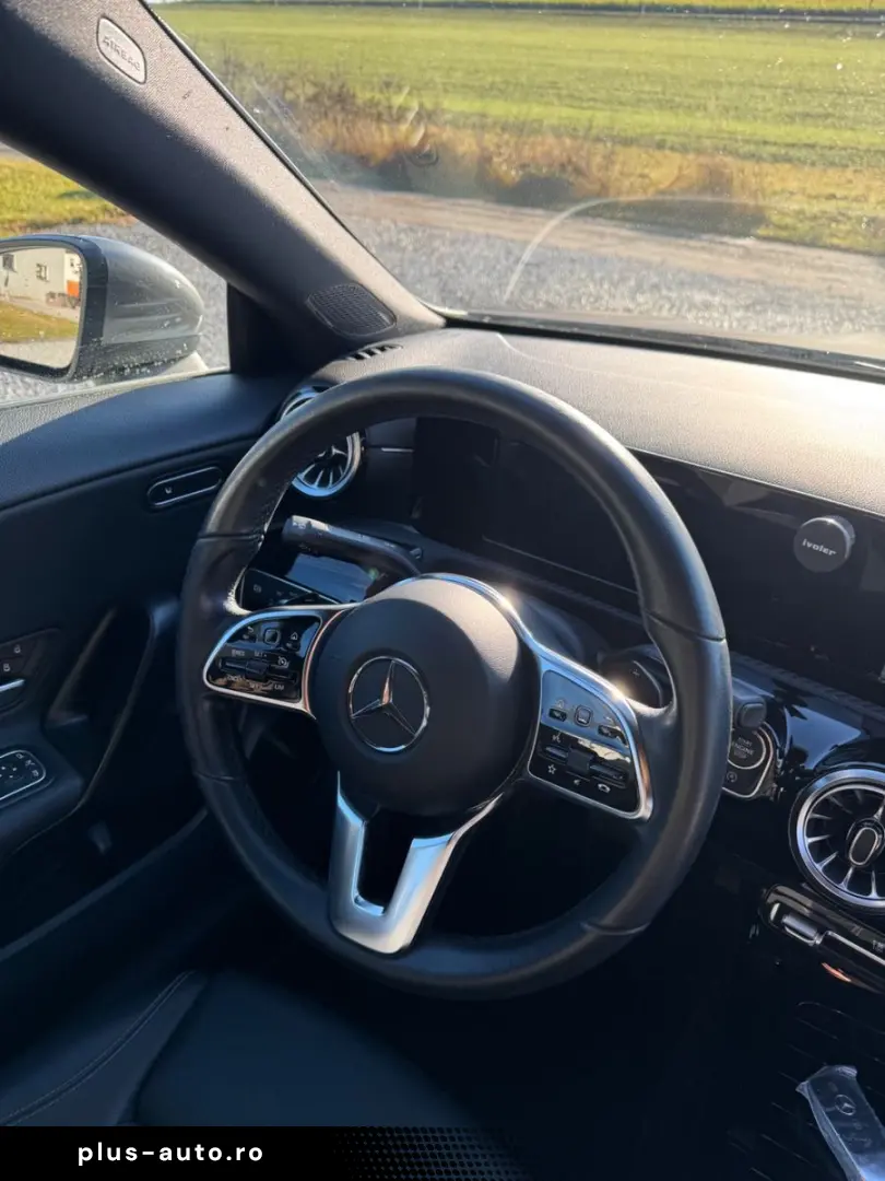 MERCEDES-BENZ CLA 180 d Limo  Navi  Ambiente  Kamera  LED