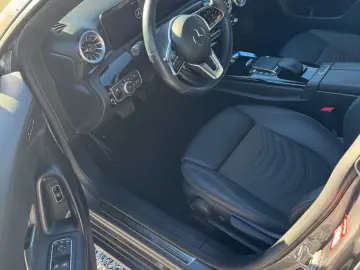 MERCEDES-BENZ CLA 180 d Limo  Navi  Ambiente  Kamera  LED