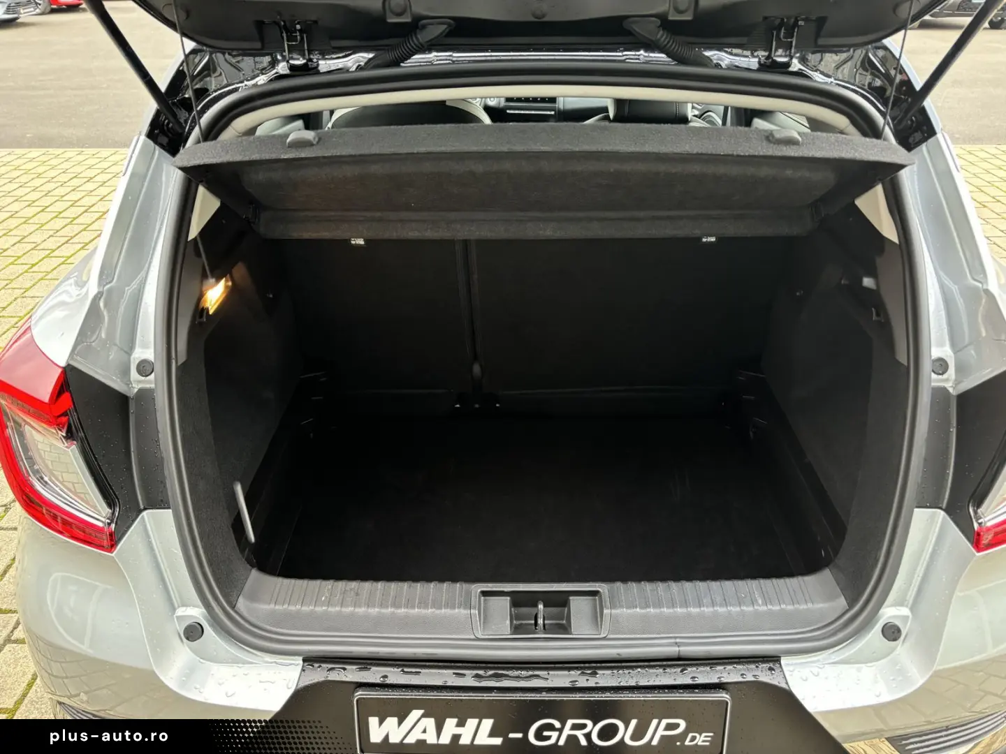 RENAULT Captur II Techno DAB LED RFK Klimaaut. PDC