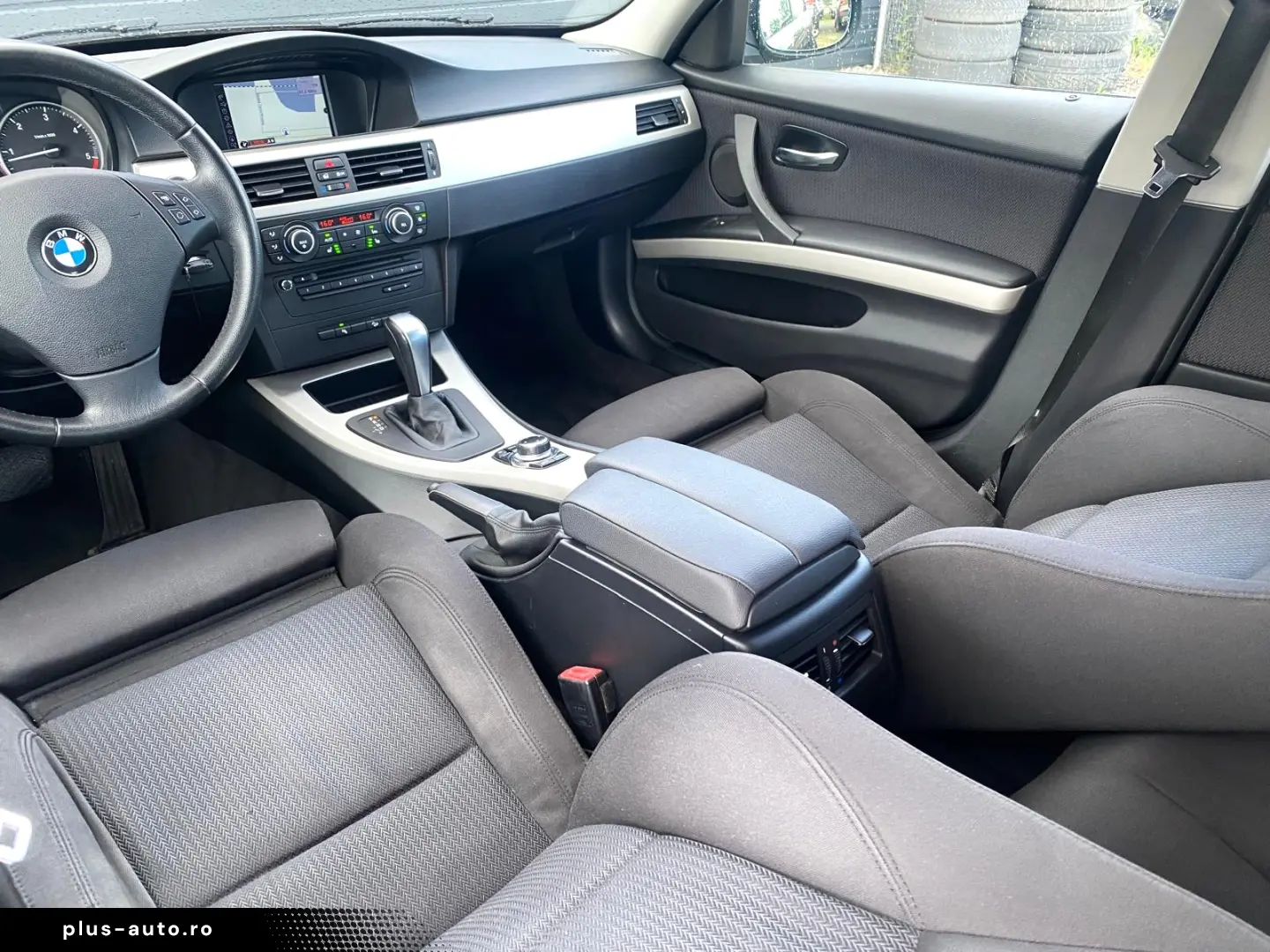 BMW 3 Series 2012 — imagine 10