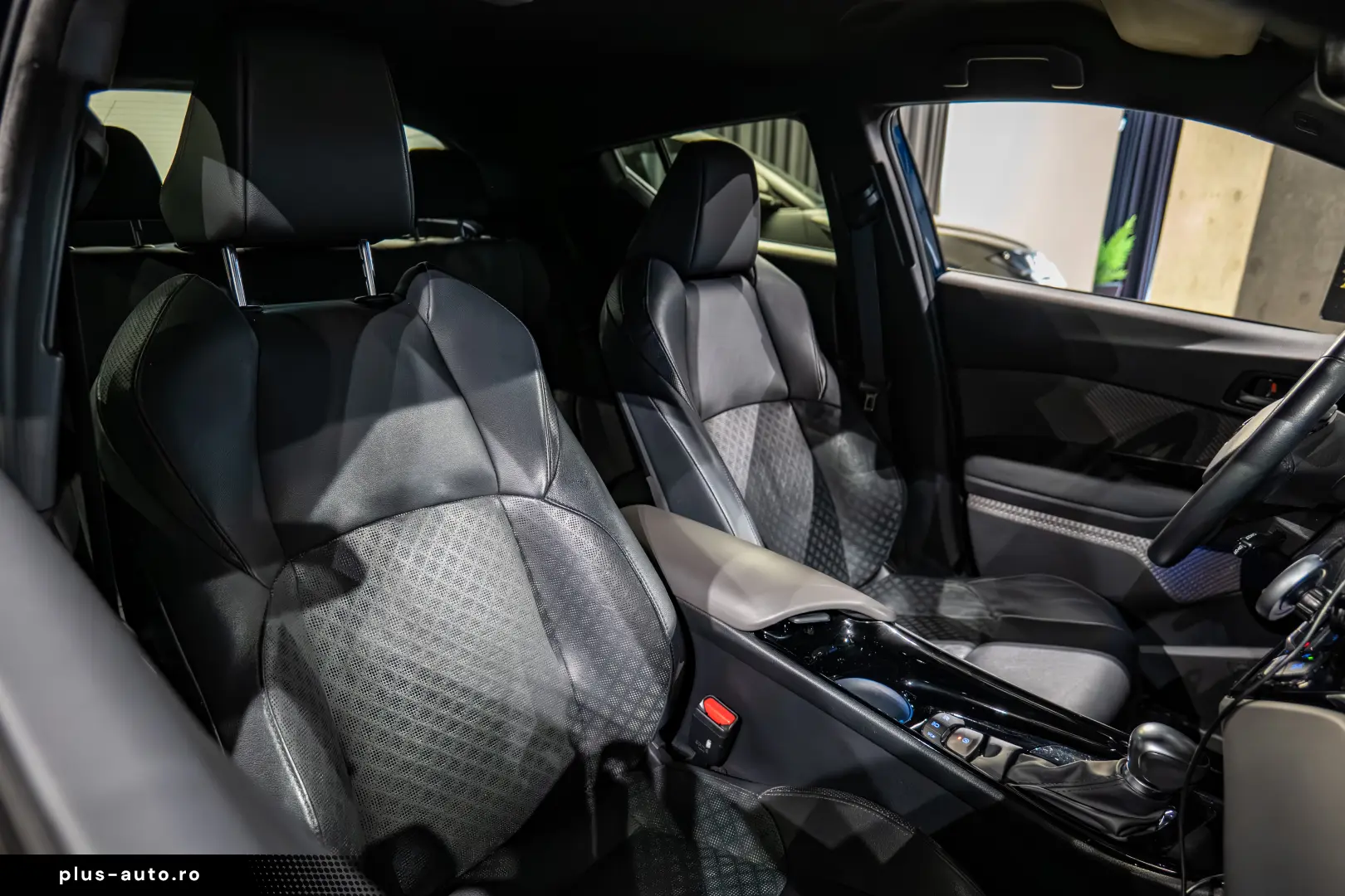 TOYOTA C-HR CLASSY