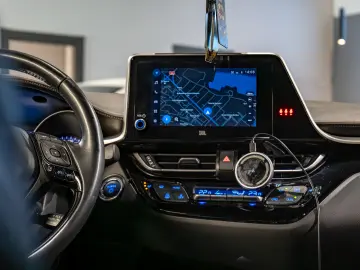 TOYOTA C-HR CLASSY