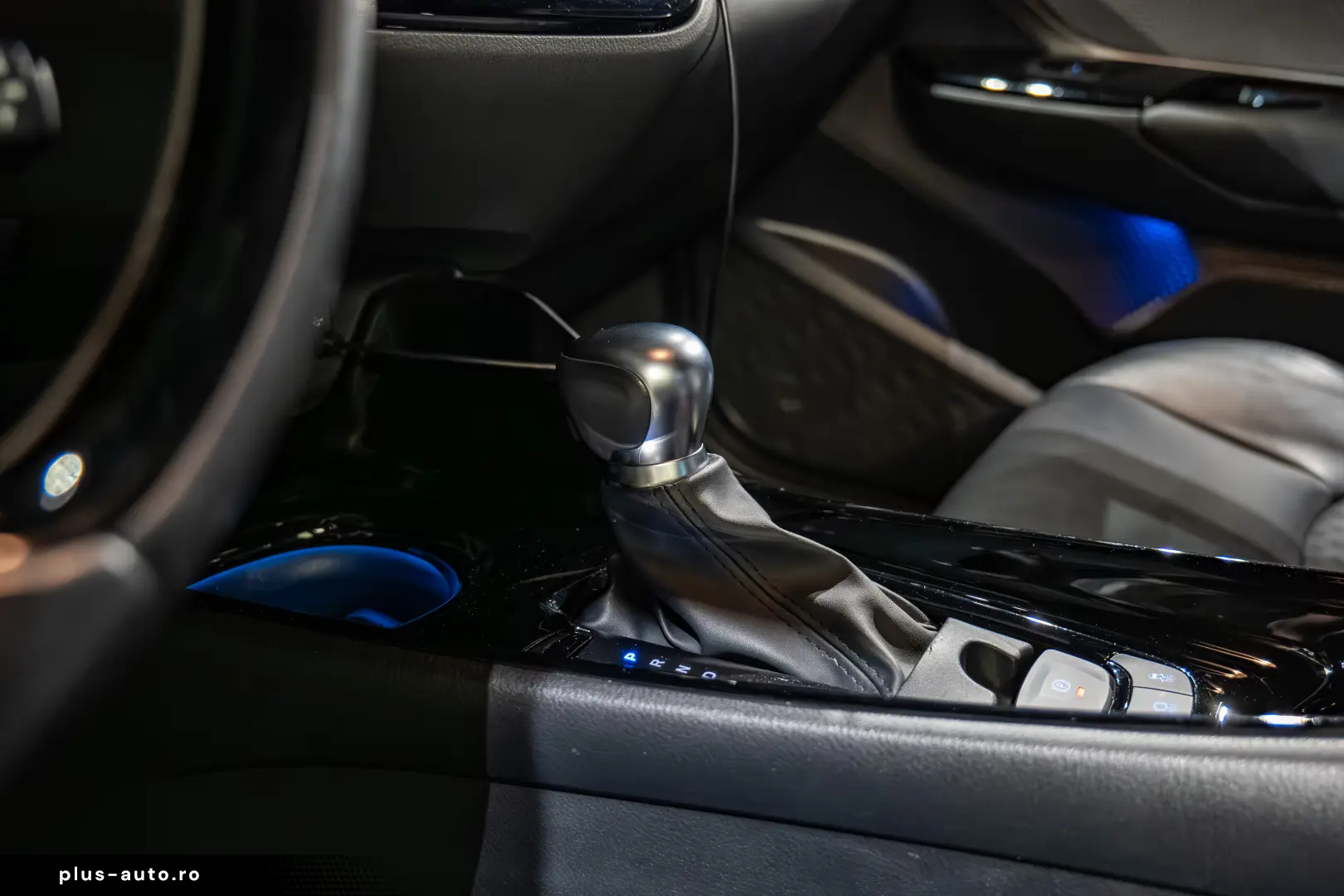 TOYOTA C-HR CLASSY