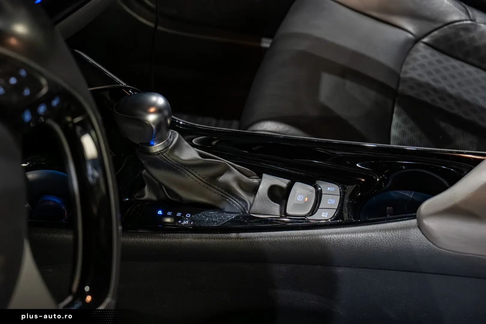 TOYOTA C-HR CLASSY