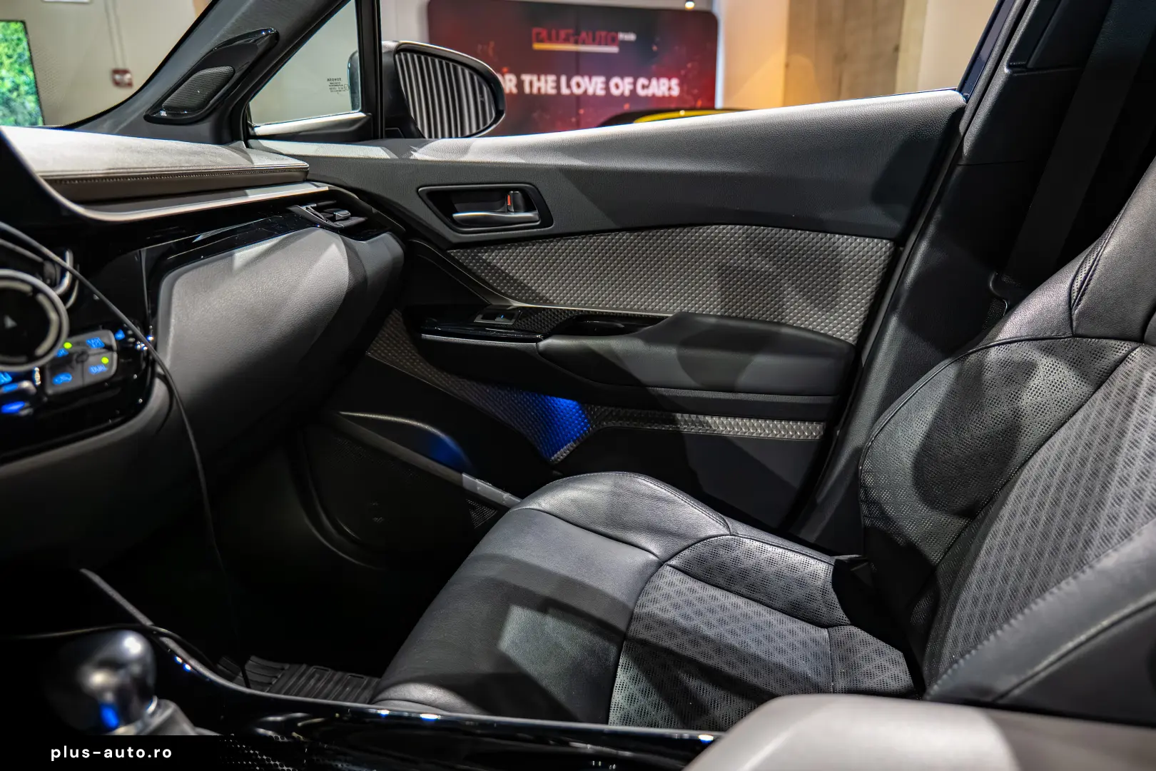 TOYOTA C-HR CLASSY