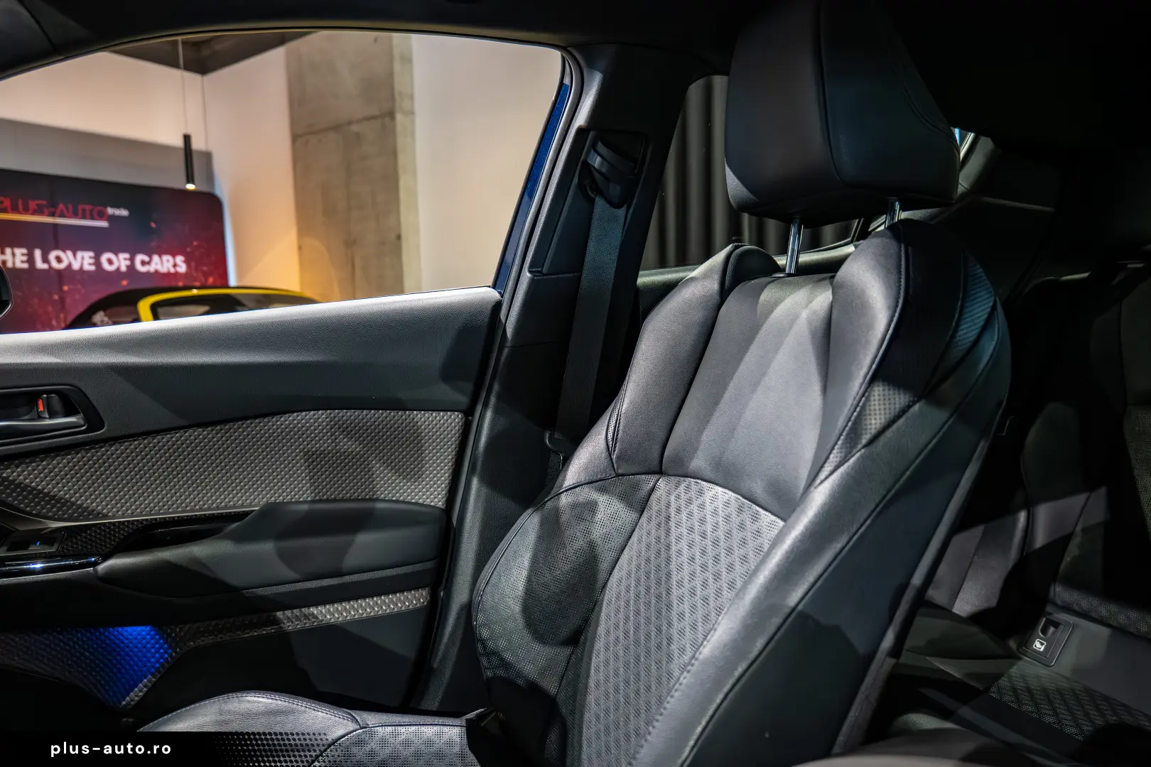 TOYOTA C-HR CLASSY