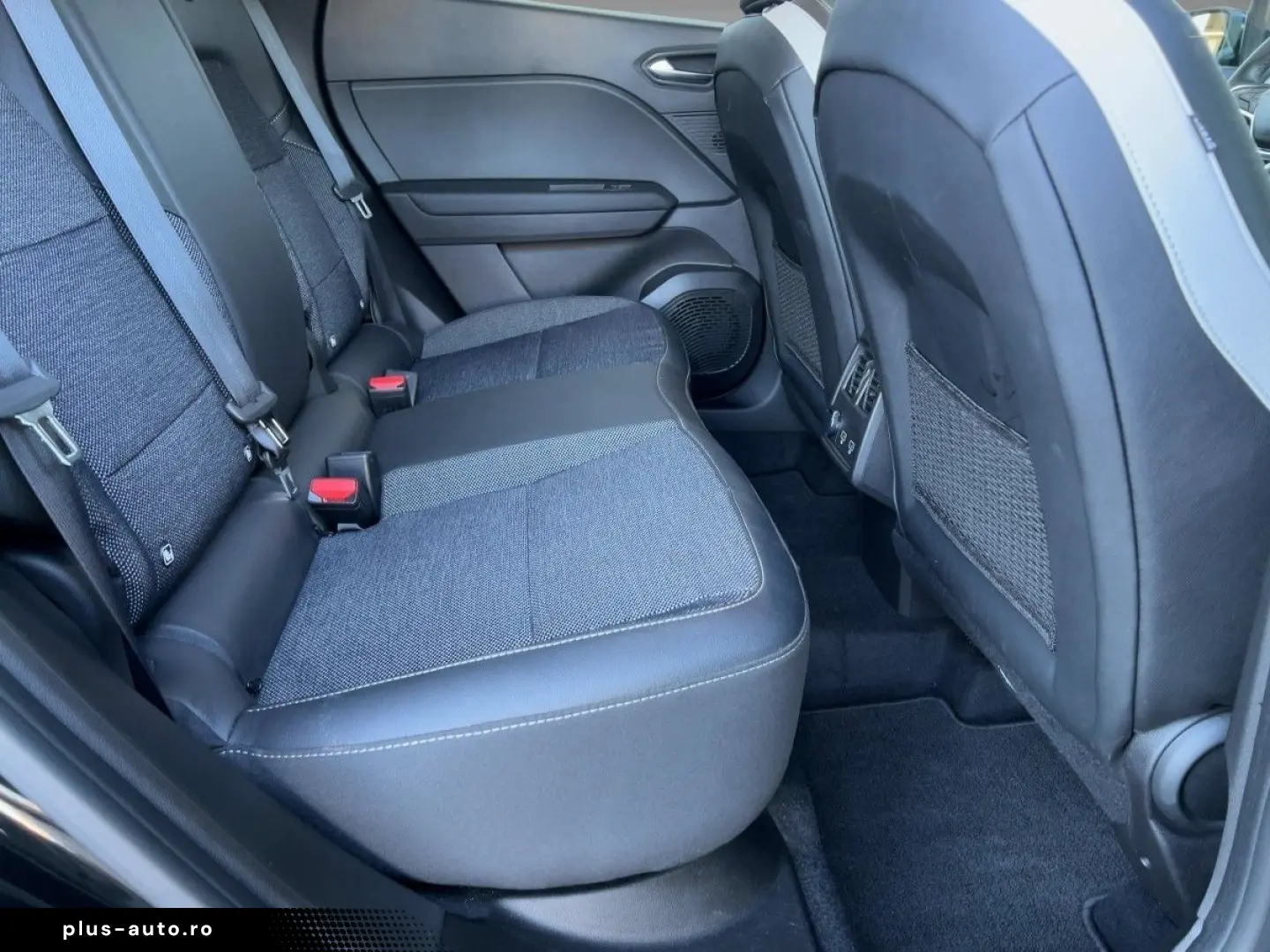 RENAULT Captur TECHNO E-TECH Plug-in 160 Apple CarPlay P