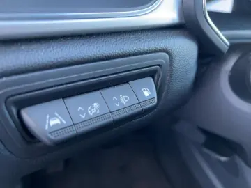 RENAULT Captur TECHNO E-TECH Plug-in 160 Apple CarPlay P