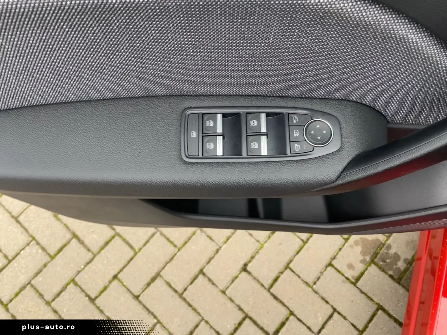 RENAULT Captur II 1.3 TCe 140 Mild-Hybrid GPF Techno  LM