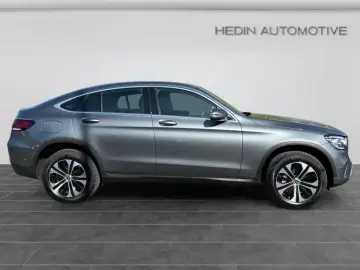 MERCEDES-BENZ GLC 300e 4M Coupé LED KAM AHK CarPlay