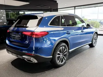 MERCEDES-BENZ GLC 200 4M AVANTG LED PANO 360KAMERA