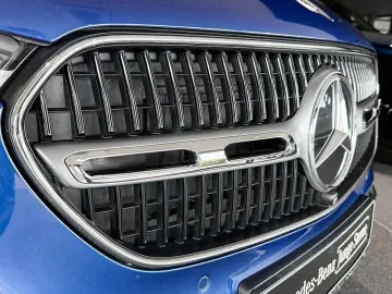 MERCEDES-BENZ GLC 200 4M AVANTG LED PANO 360KAMERA