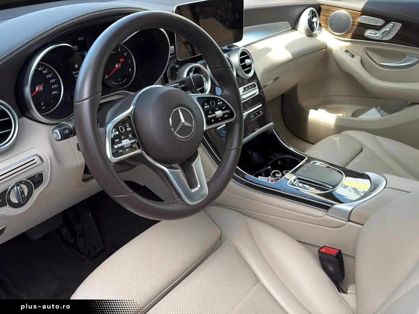 MERCEDES-BENZ GLC 300 e Coupe Exclusive Memory Sdach