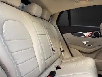 MERCEDES-BENZ GLC 300 e Coupe Exclusive Memory Sdach
