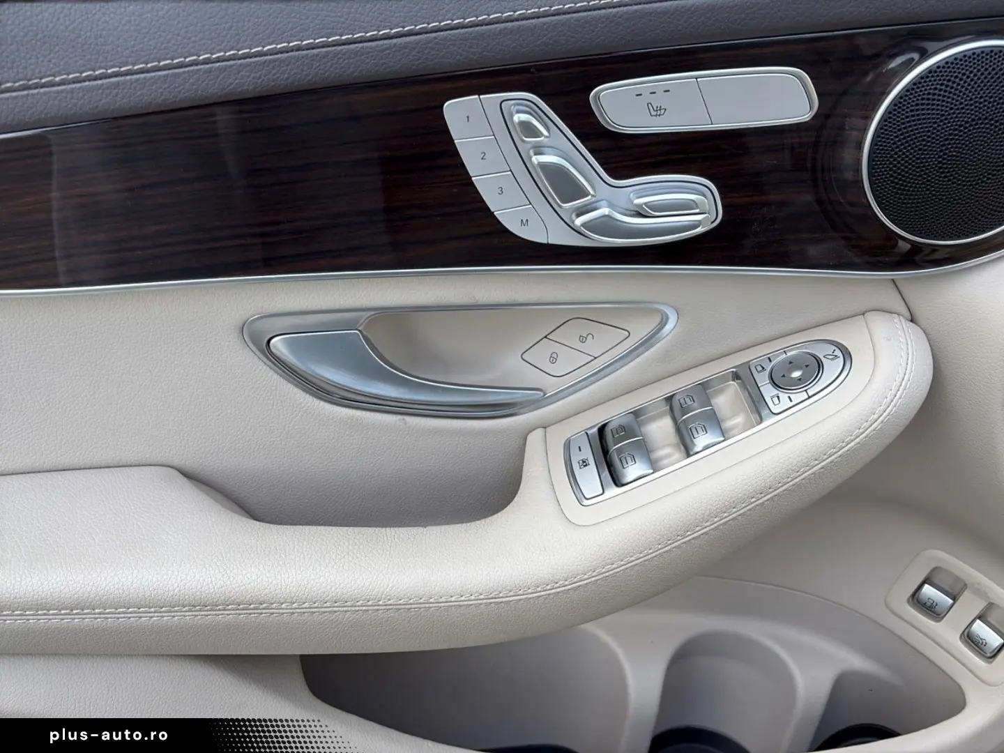 MERCEDES-BENZ GLC 300 e Coupe Exclusive Memory Sdach