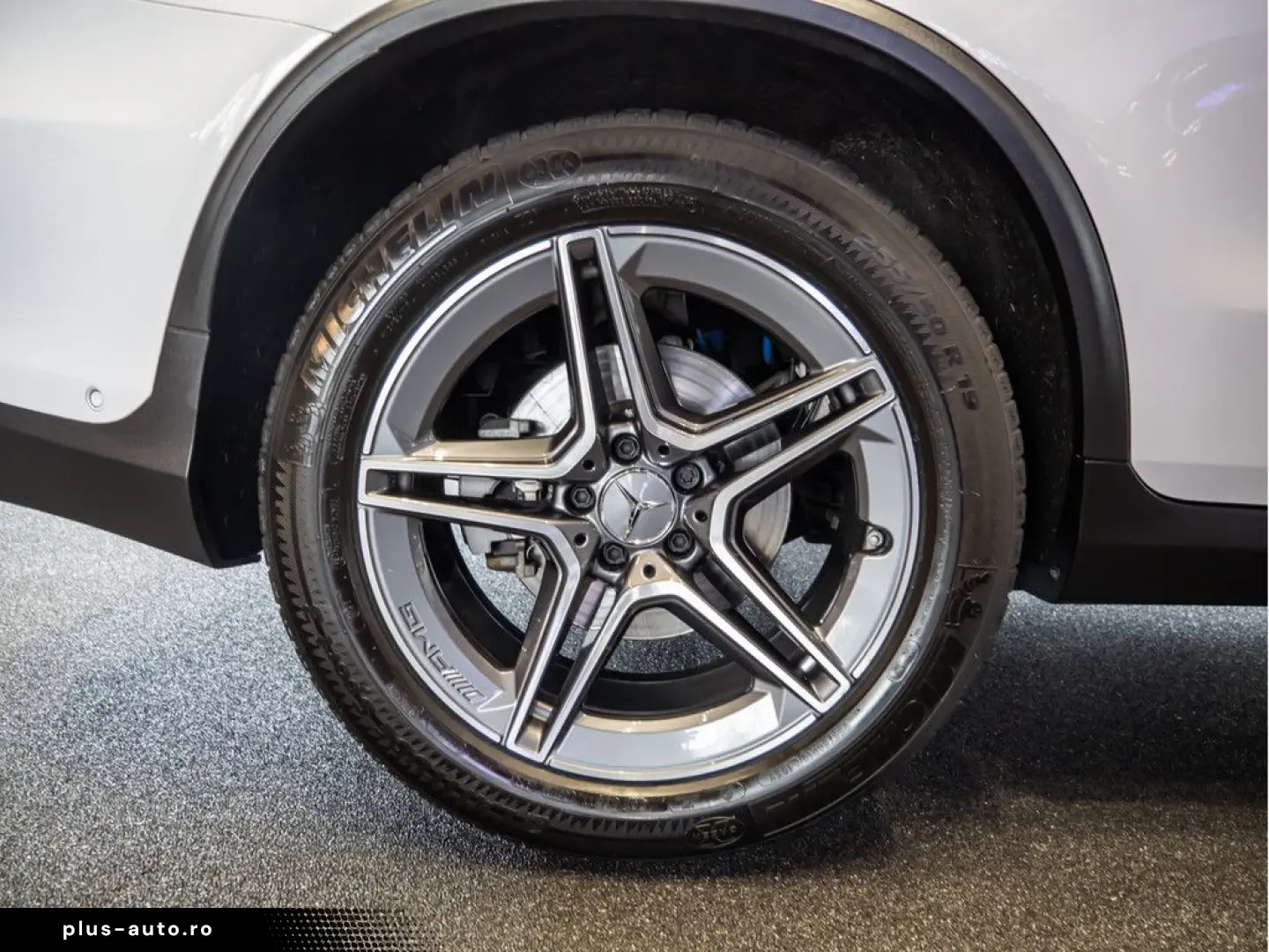 MERCEDES-BENZ GLC 43 AMG 4M AHK Pano SHD Sounds.