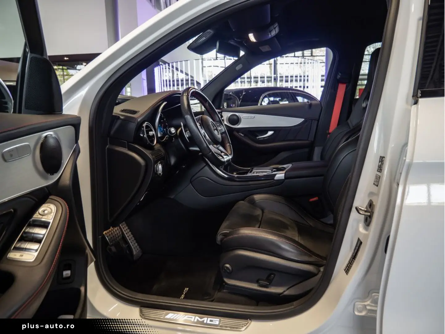 MERCEDES-BENZ GLC 43 AMG 4M AHK Pano SHD Sounds.
