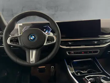 BMW X5 xDrive50e M Sport Pro LMR 22'' Park-Assistent