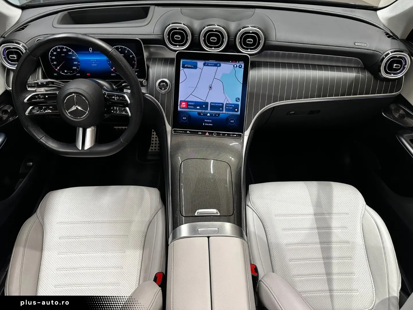 MERCEDES-BENZ GLC200 AMG LINE 4M  1.HAND BURM PANO 360