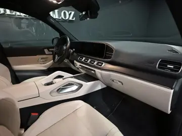 MERCEDES-BENZ GLE 350 de 4M Off-Roader AMG PANO AHK DISTRO
