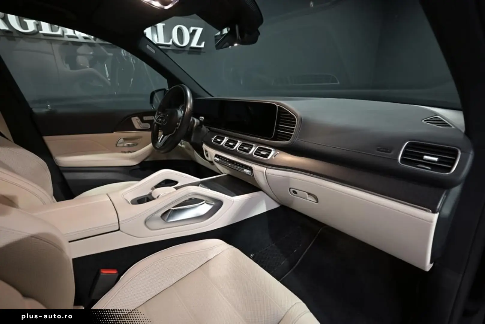 MERCEDES-BENZ GLE 350 de 4M Off-Roader AMG PANO AHK DISTRO