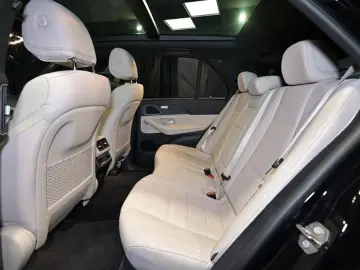 MERCEDES-BENZ GLE 350 de 4M Off-Roader AMG PANO AHK DISTRO