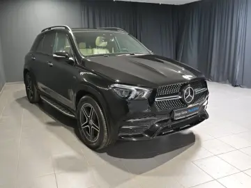 MERCEDES-BENZ GLE 350 de 4M Off-Roader AMG PANO AHK DISTRO