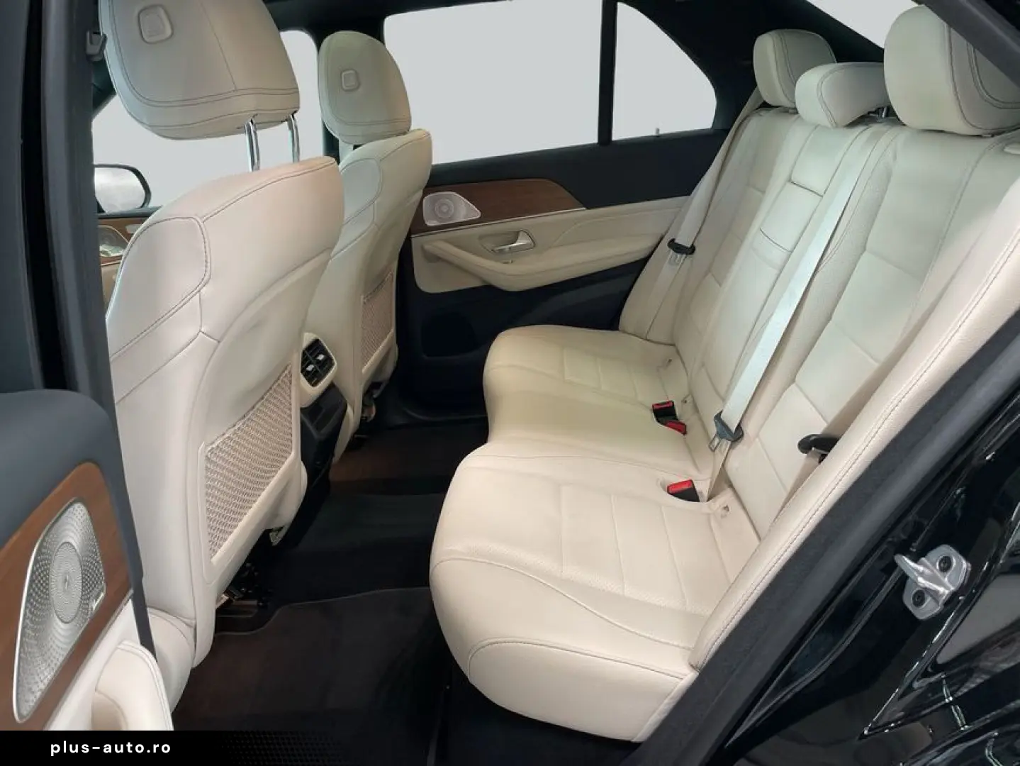 MERCEDES-BENZ GLE 350 de 4M AMG Night 21 AHK Pano