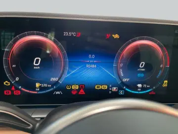 MERCEDES-BENZ GLE 350 de 4M AMG Night 21 AHK Pano