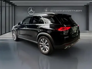 MERCEDES-BENZ GLE 350 de 4M Pano HuD Burmester 360
