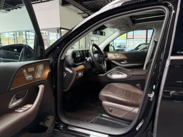 MERCEDES-BENZ GLE 350 de 4M Pano HuD Burmester 360