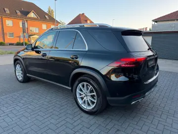 MERCEDES-BENZ GLE 300d 4Matic Facelift