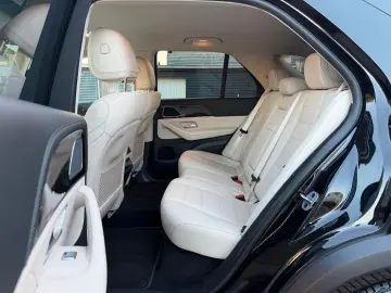 MERCEDES-BENZ GLE 300d 4Matic Facelift