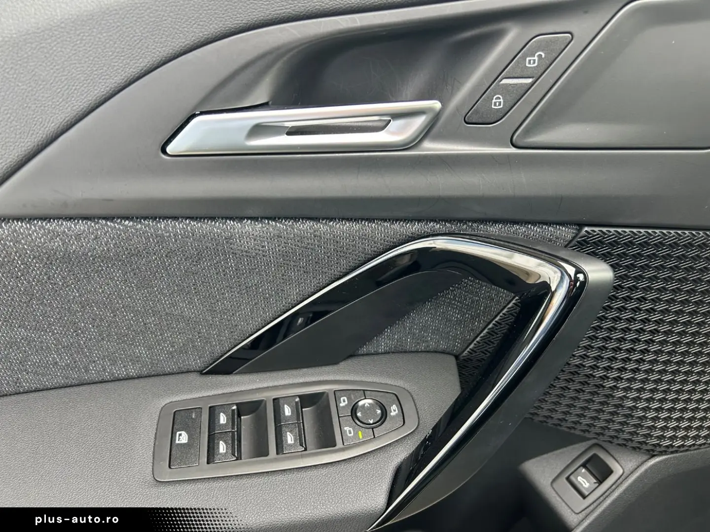BMW X2 2025 — imagine 9