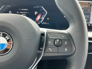 BMW X2 sDrive20d AHK Premium Finanzierung ab 0 99%